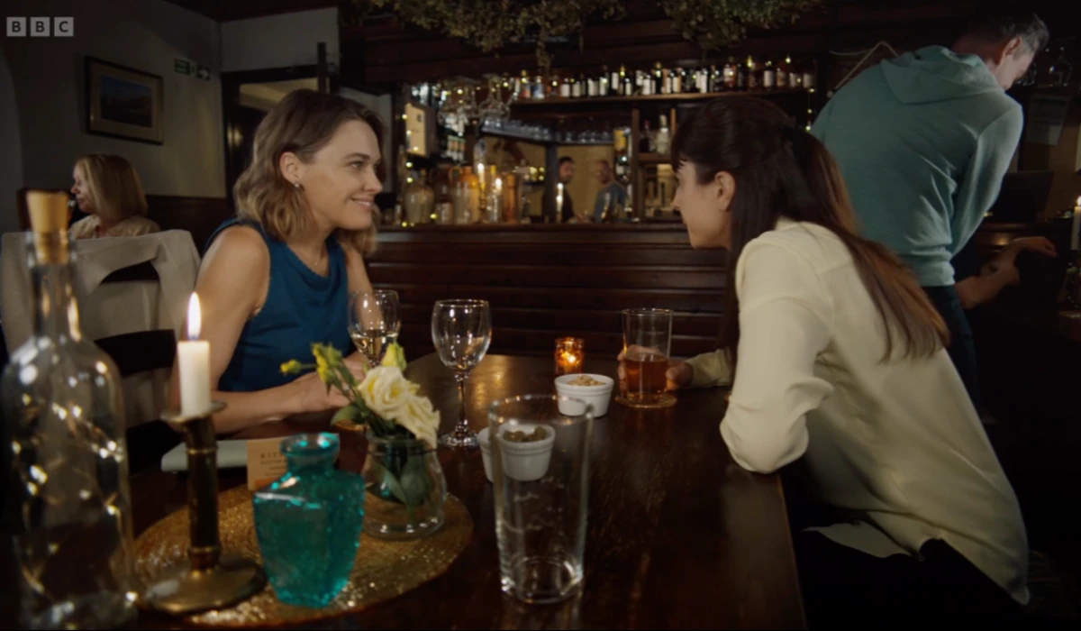 Beyond Paradise Season 2, Episode 2: Esther and Martha have a drink at The Royal Inn